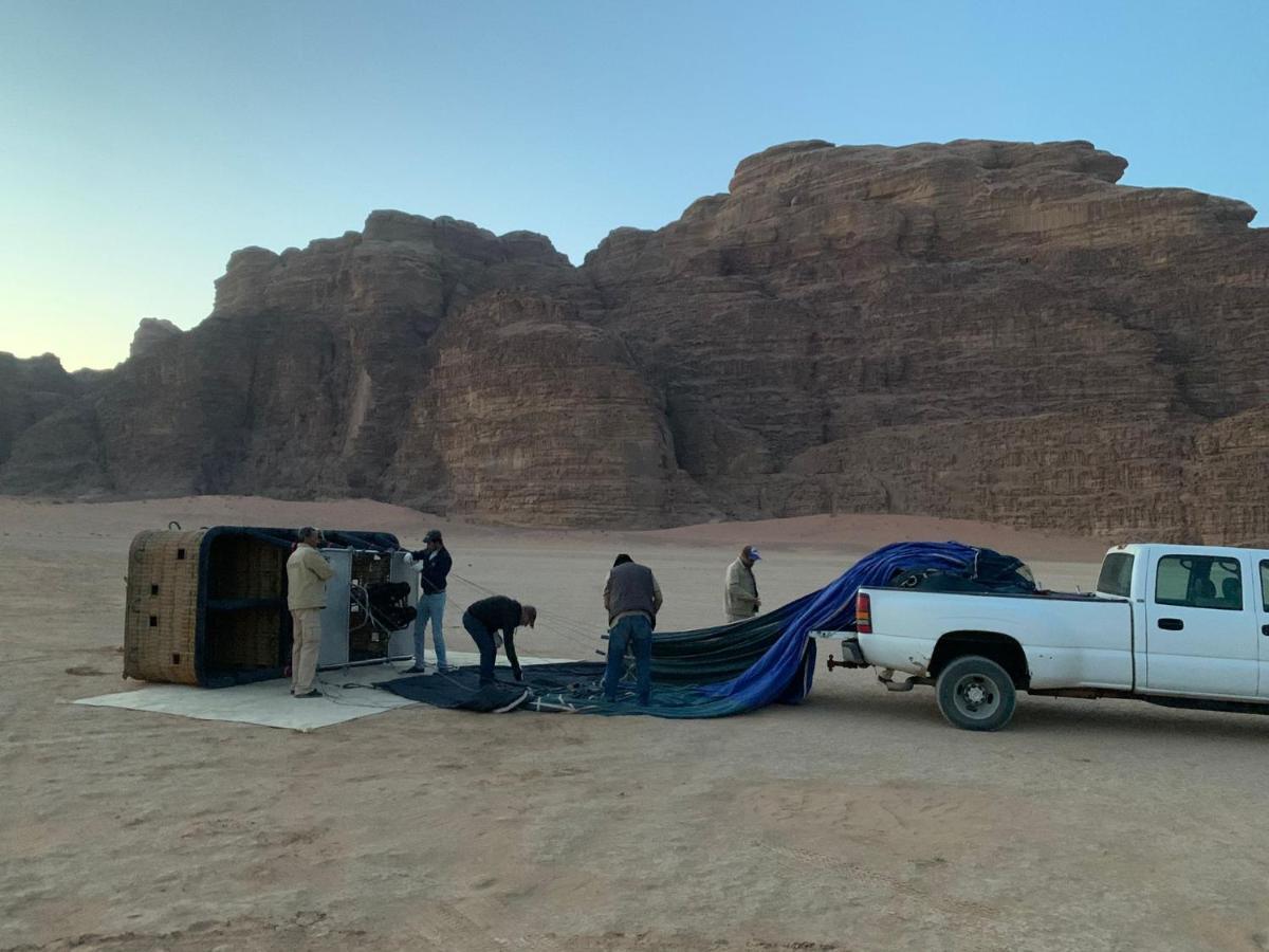Sara Luxury Camp Hotell Wadi Rum Eksteriør bilde