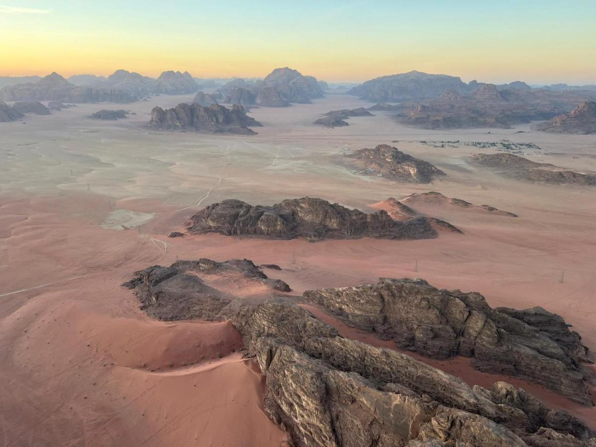 Sara Luxury Camp Hotell Wadi Rum Eksteriør bilde